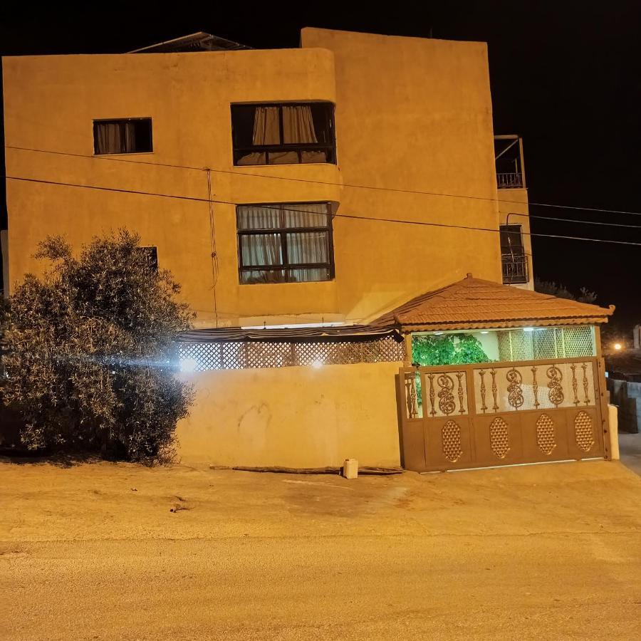 Petra Glamour Hostel At Tayyibah Luaran gambar